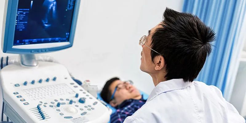 前列腺癌治疗警报:英国报告揭示筛查与用药的系统性缺陷