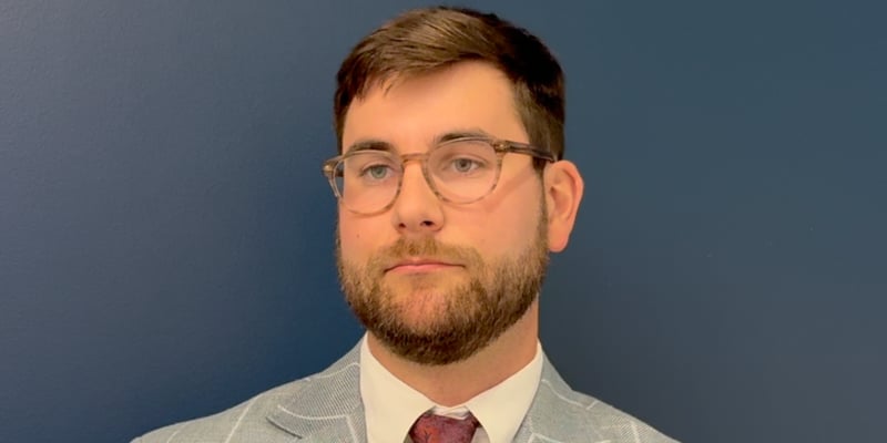 急性髓系白血病(AML)治疗副作用全解析：从化疗到维奈克拉靶向药