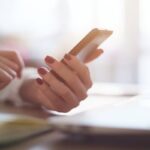 胃癌术后康复的最新突破：移动应用辅助指导如何显著改善患者生活质量与症状管理？