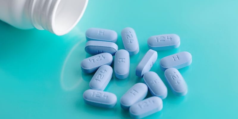 癌症与艾滋病治疗新篇章：探索免疫疫苗如何精准抗击癌细胞与HIV病毒