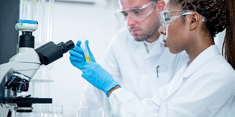 基因测序解锁癌症治疗新可能：深入了解genCARE项目如何为精准医疗铺路