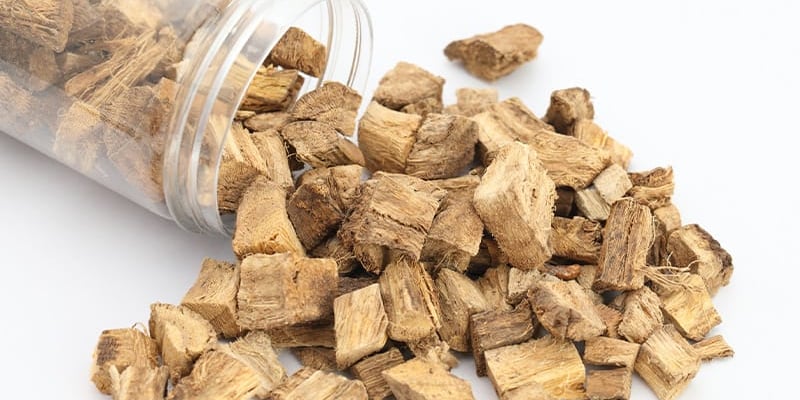 葛根提取物能戒酒缓解潮热？肿瘤患者慎用：详解葛根素功效与潜在风险